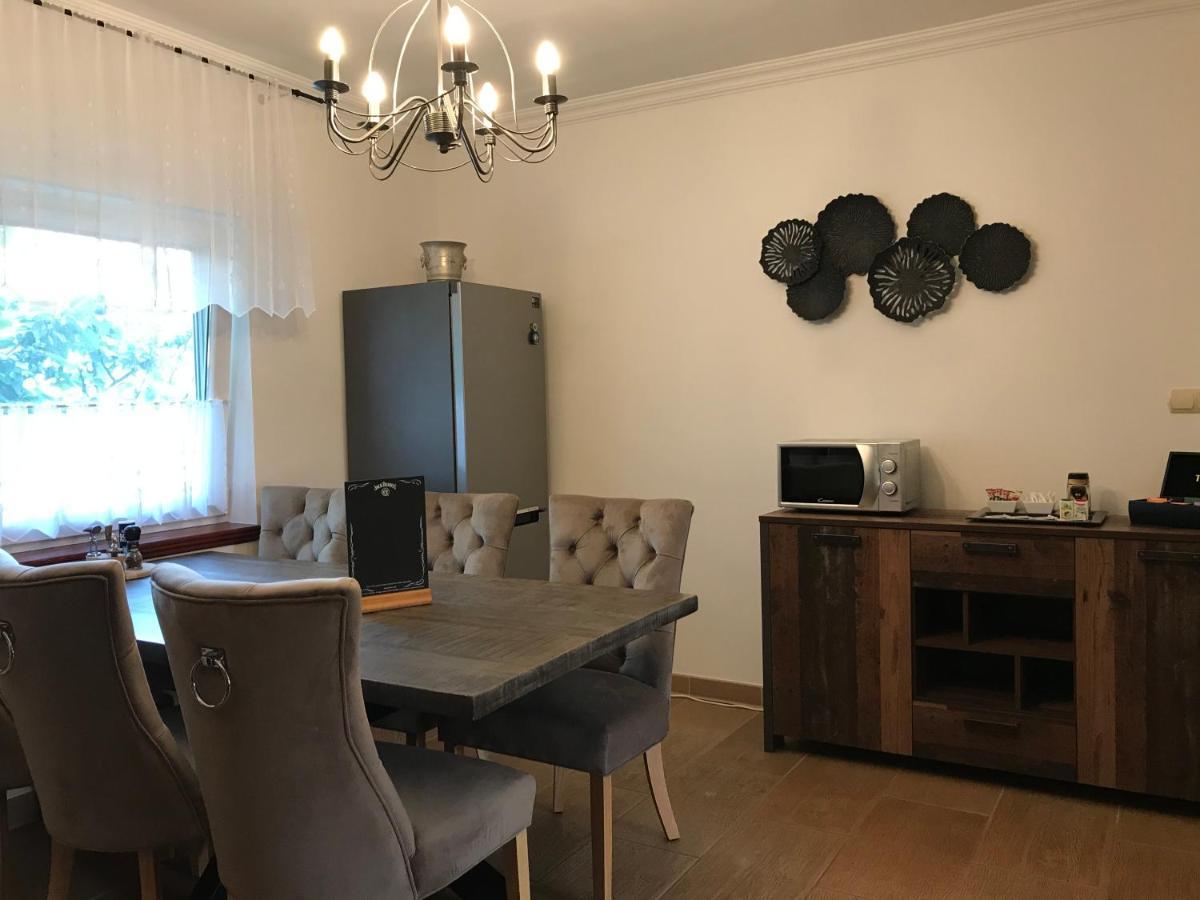 Eden Apartman Daire Algyo Dış mekan fotoğraf